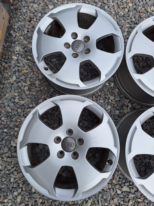 5x112.17цола.7.5j ET56. Оригинални Audi