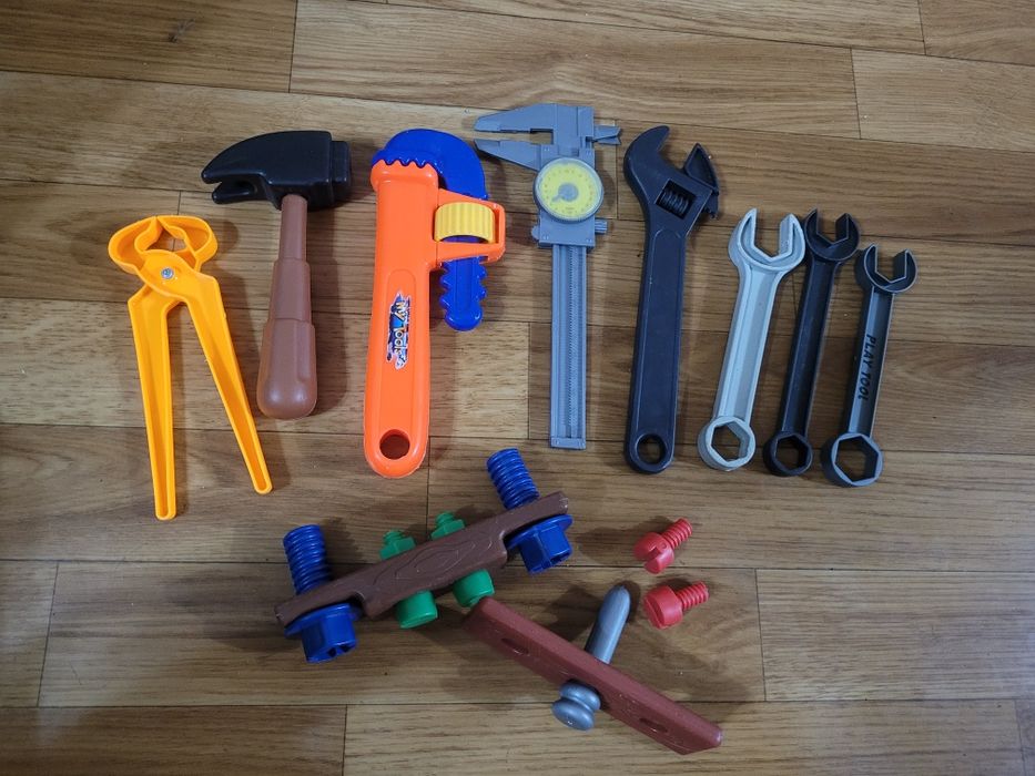 Игрушки машинки  для мальчика