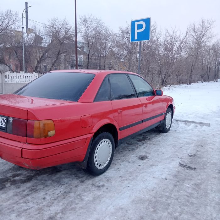 Продам Ауди 100 .