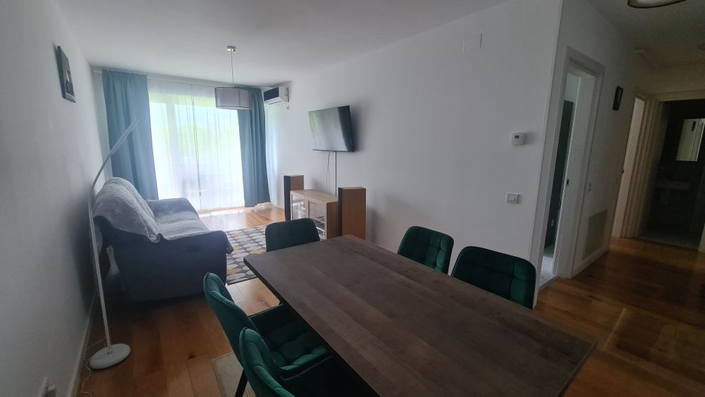 Ofer spre închiriere apartament 2 camere Aviatiei Apartments  cu parcare subterana