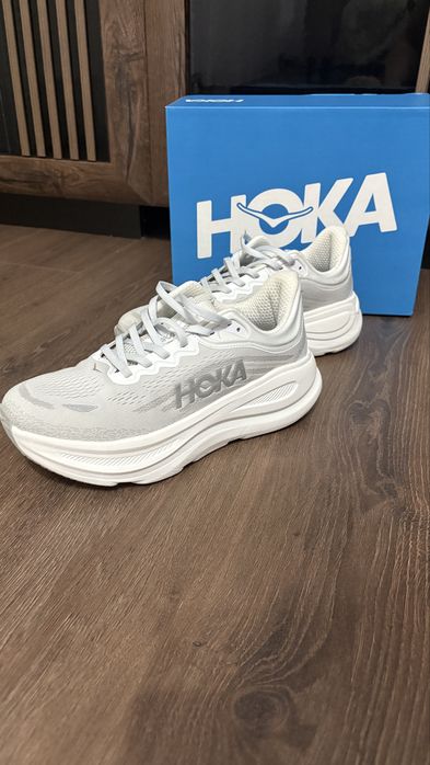 hoka bondi 9 noi