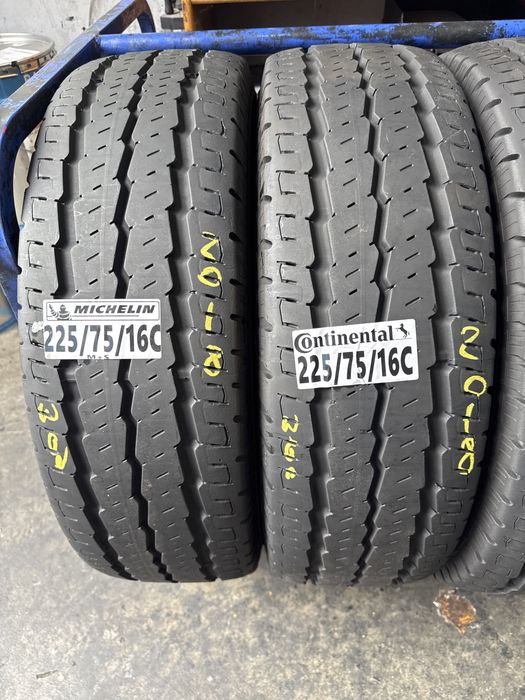 225/75/16C Continental