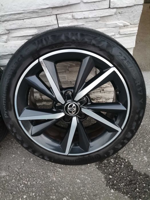 Джанти Орг. Toyota Auris HIBRID 5.114.3 R17 et50 j7