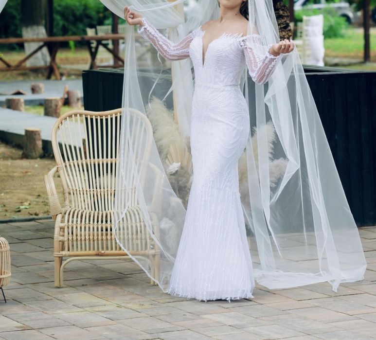 Rochie de mireasa facuta pe comanda cu voal inclus
