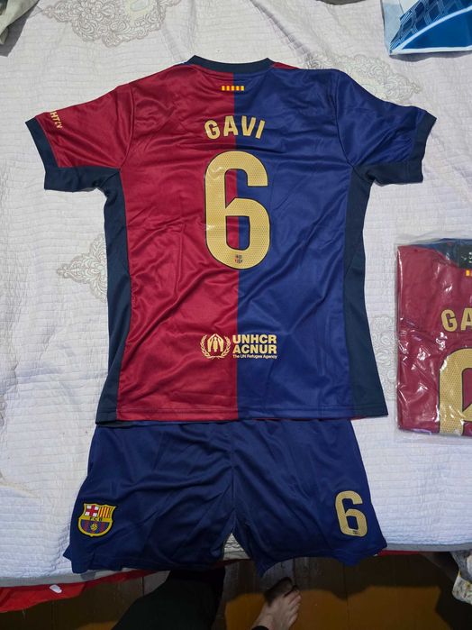 Gavi fudbolkasi, L va XL razmerlari bor