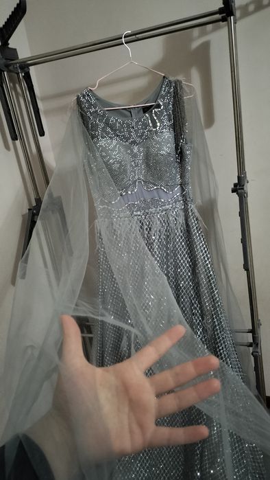 Блестящее вечернее платье.Вечерний ансамбль в пол.Корона в подарок.