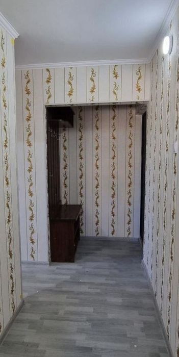 Тезда Тожмахалда  1хона 2этаж квартира  сотилади