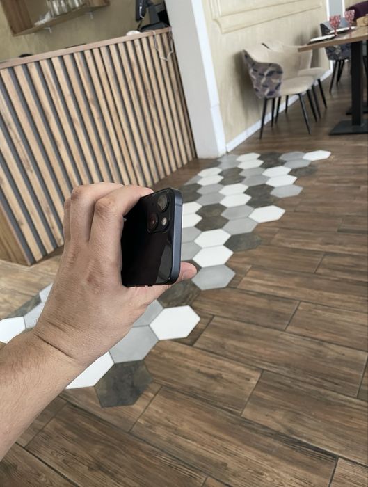 Айфон 13 256 гб Срочно