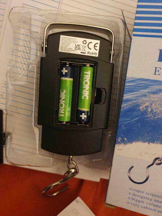 Cantar electronic portabil cu baterii