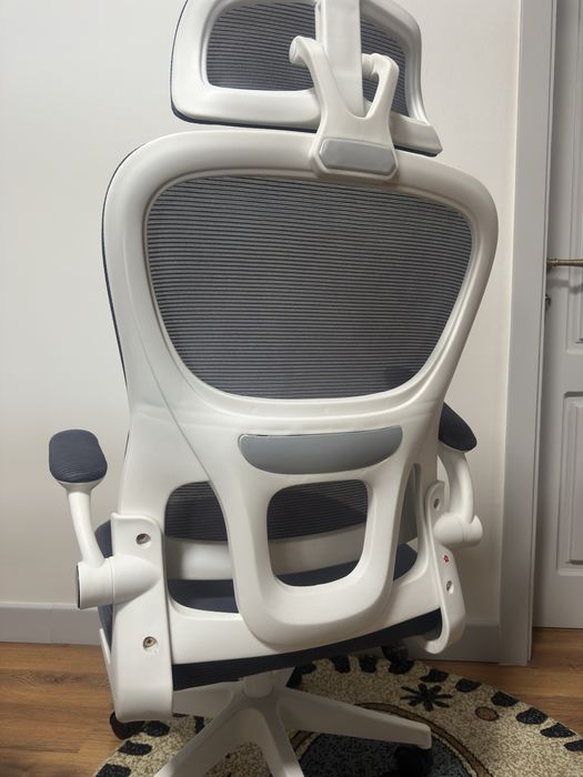 Стуль компютерный