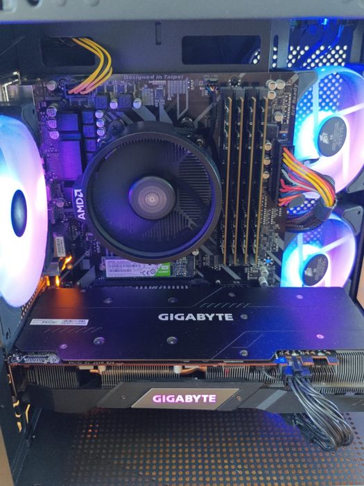 Pc gaming ryzen 5500 16 gb ram rx 5700