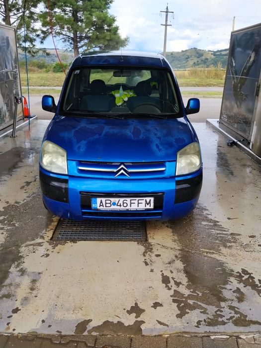 Vand citroen berlingo pentru mai multe detalii sunati la  0745911793