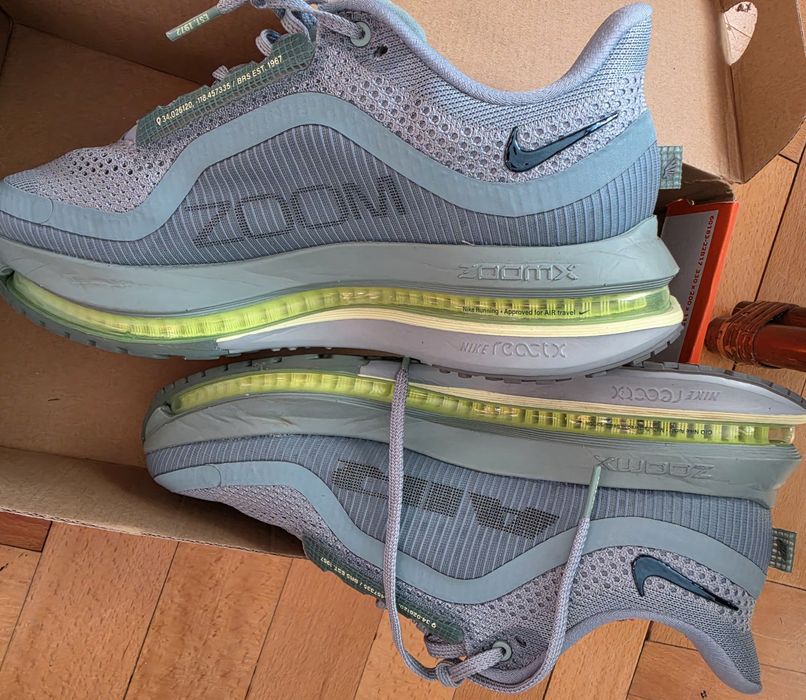 Nike pegasus premium