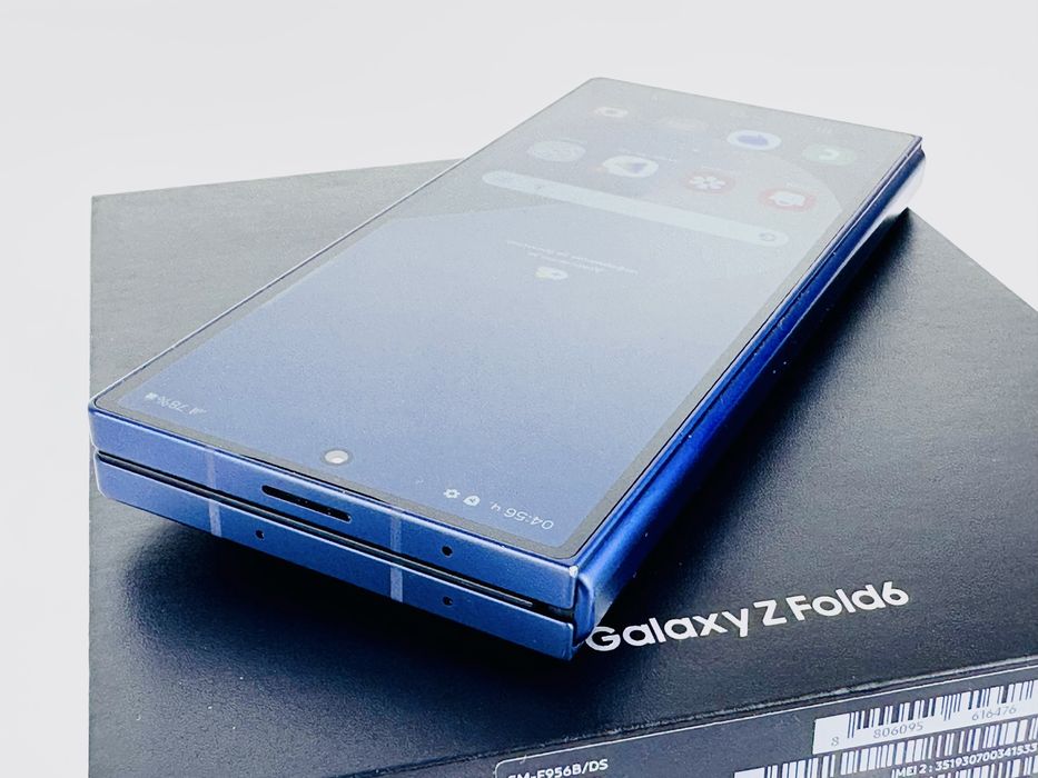 Samsung Galaxy Z Fold 6 5G 256GB 12RAM Navy Отличен! Гаранция!