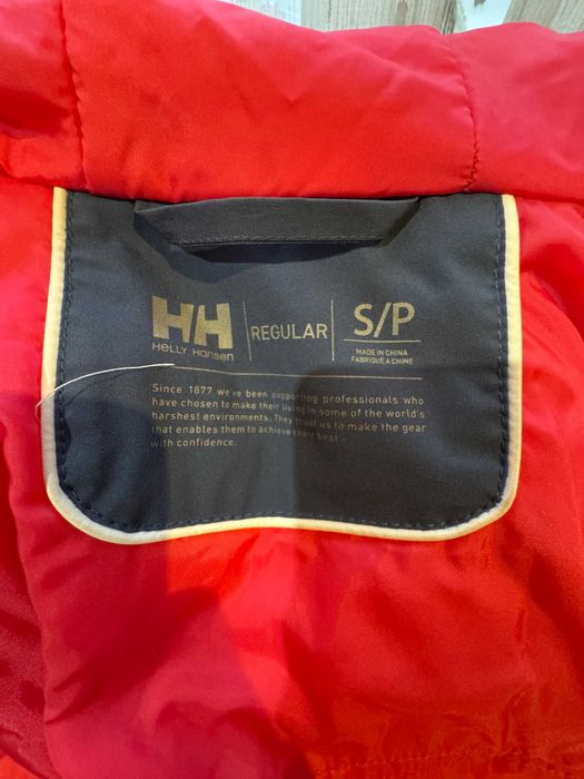 Дамско яке Helly Hansen Helly Tech, размер S, отлично състояние