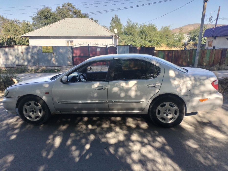 Продам машину 2001года Максима