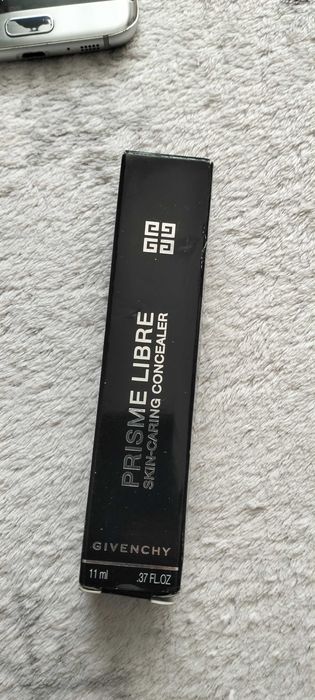 Concealar ochii GIVENCHY prisme libre
