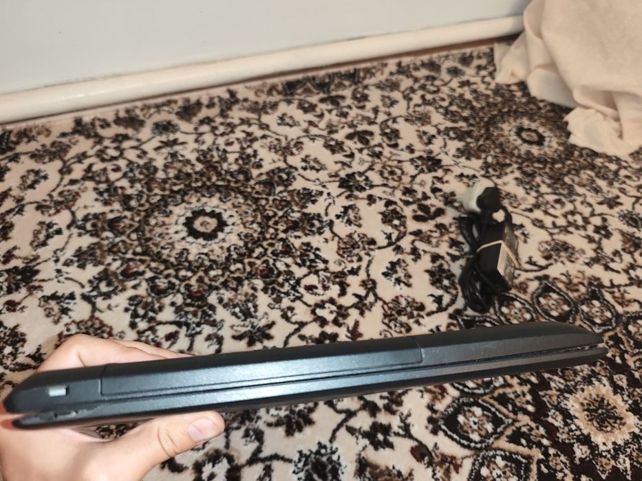 Lenovo Noutbuk, ideaPad 2016, Amd A8, 4-GB Azu, 250 GB HDD, Windows 8