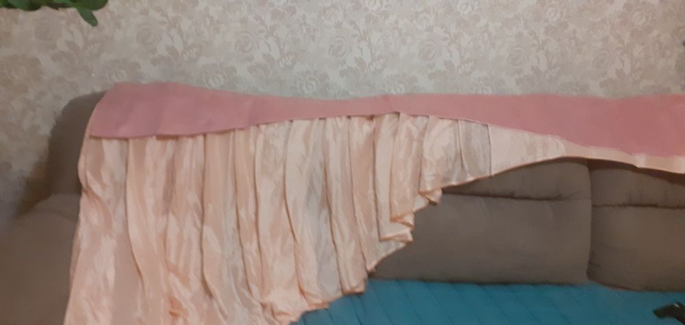 Продам портьеры с ламбрикеном