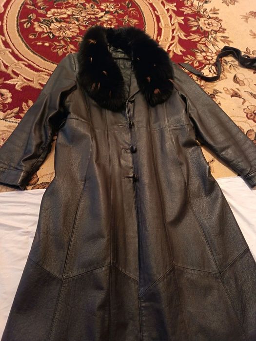 Kojiniy plash sotiladi naturalniy