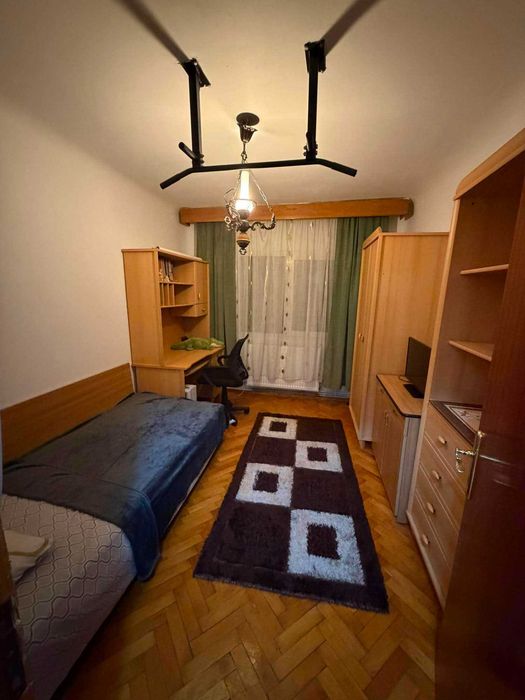 Apartamanet de inchiriat 3 camere Craiova, Rovine, dezrobirii G-uri