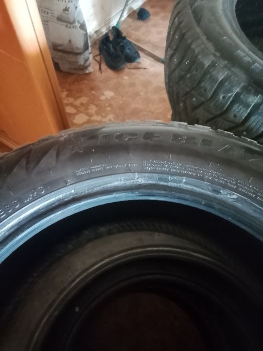 Продам шины б.у.