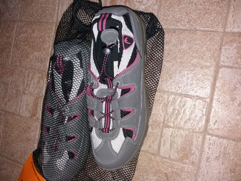 Дамски планински обувки