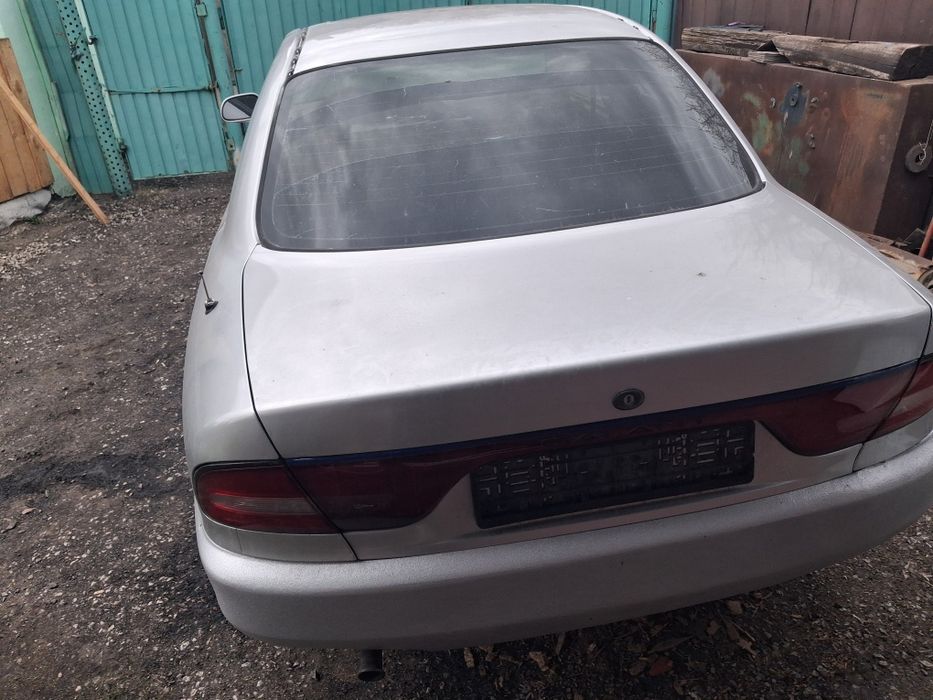 Митсубиси галант е55