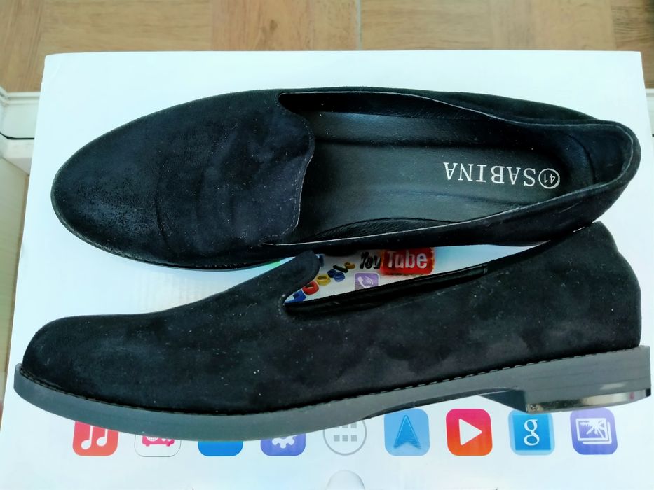 замшевая чёрная обувь