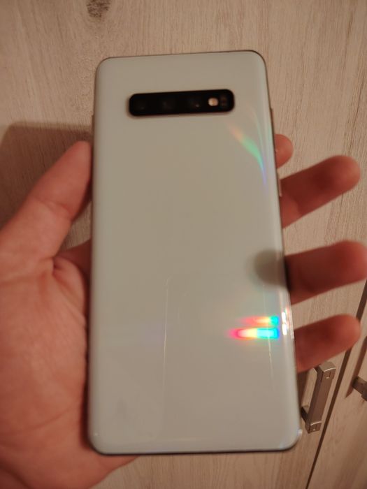 Vând Samsung s10 plus