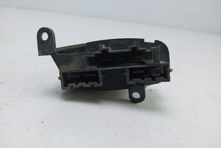 Rezistenta trepte A0018211360 Mercedes-Benz Sprinter prima generatie