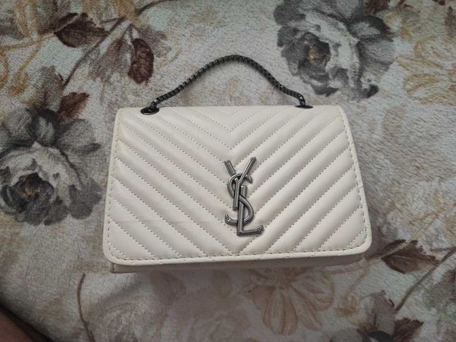 Chanel Miu Miu  Дамски ЧантиYves Saint Laurent Бяла Кожена Дамска Чанта