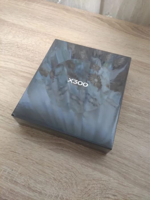 Vivo X300 Global 16 + 512 Gb