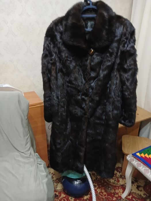 Продам норковую шубу
