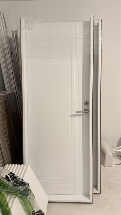 Usa noua alba cu toc 90 x 200 (3buc)