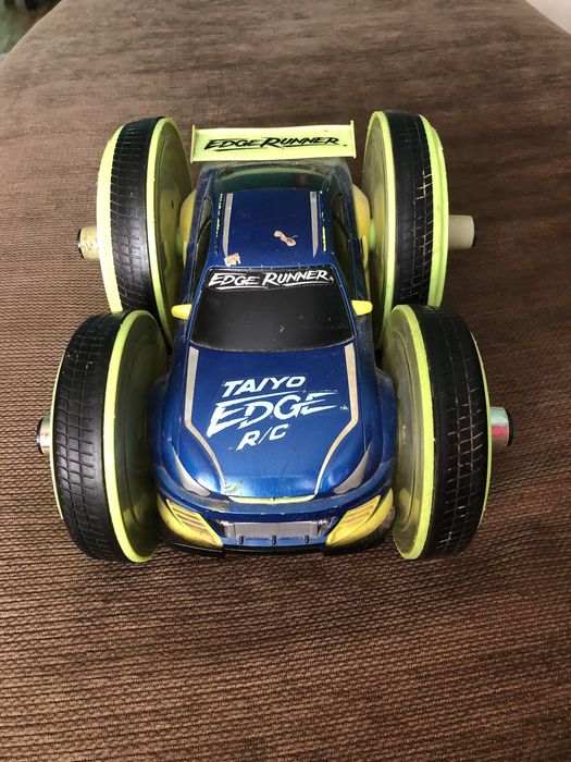 Mașinuță de jucărie !