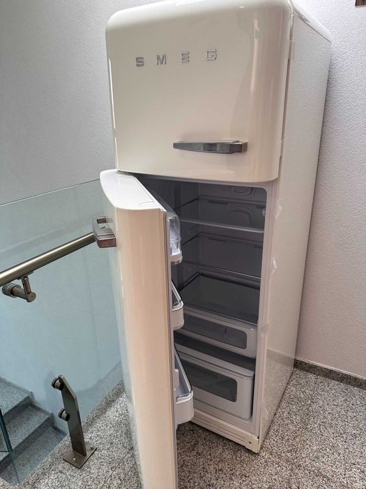 Хладилник SMEG за части