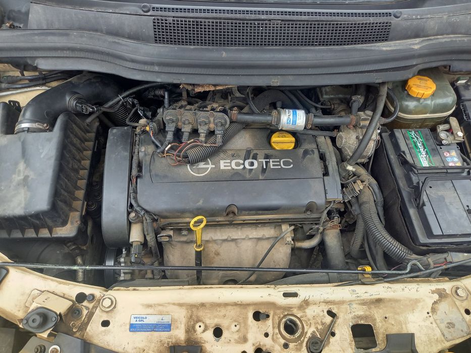 Опел Зафира 1.6 16V на части !