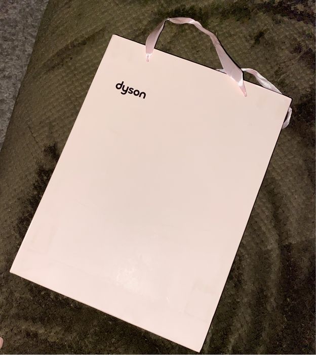 Dyson набор расчесок, подарок на нг