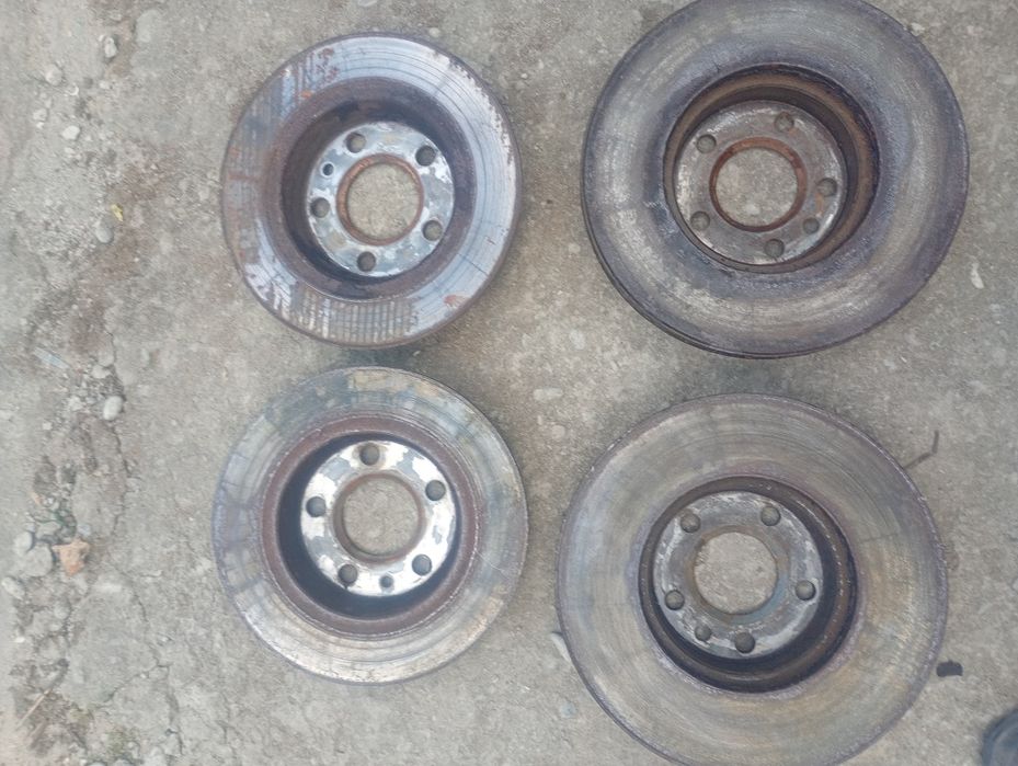 Vând discuri de frână pt Volkswagen Sharan