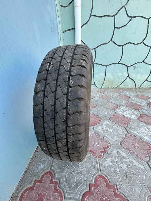 Шина 195/70R 15С Б/у