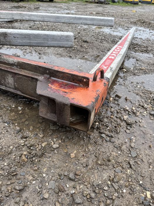 Racoante camion lemne