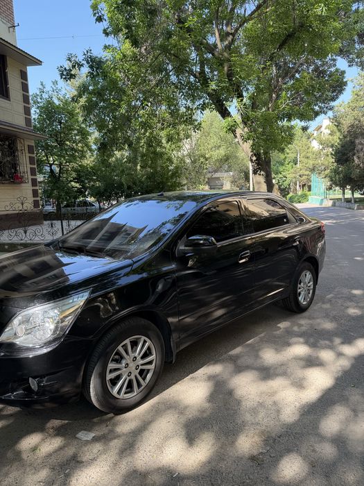Chevrolet Cobalt 2026 — 3
