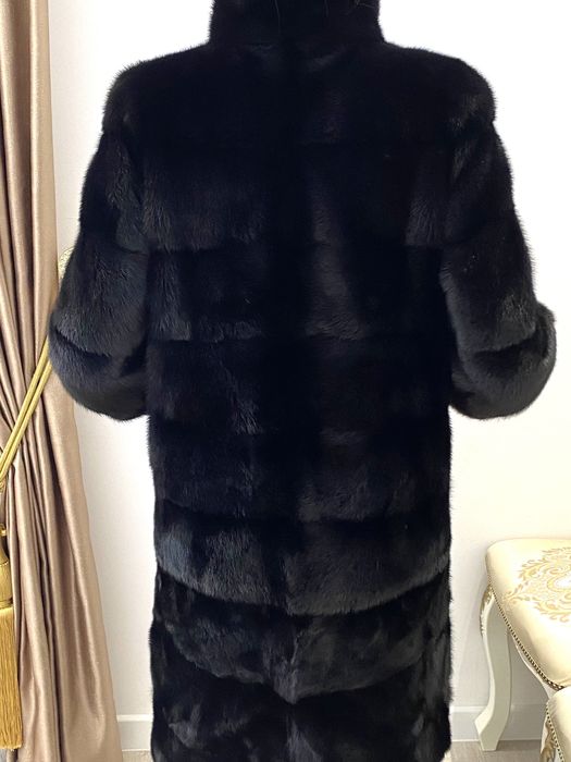 Норковая шуба чёрная