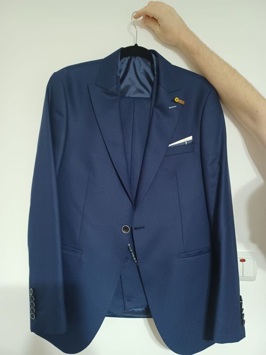 Costum Delmont, 3 piese, marimea 50