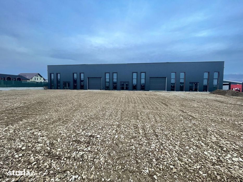 Depozit / Hala, Spațiu comercial, teren 2800mp  Darmanesti, Suceava.