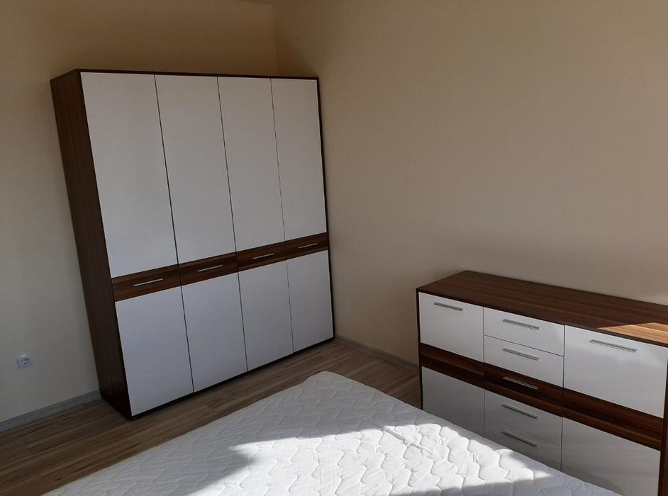 Дава се под наем Тристаен апартамент в Пловдив, Христо Смирненски - 85 кв.м за 750 € - Снимка #4