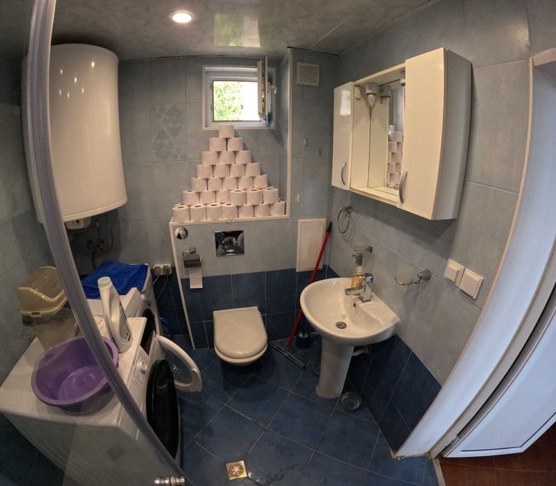 Дава се под наем Двустаен апартамент в Варна, Бриз - 60 кв.м за 500 € - Снимка #18