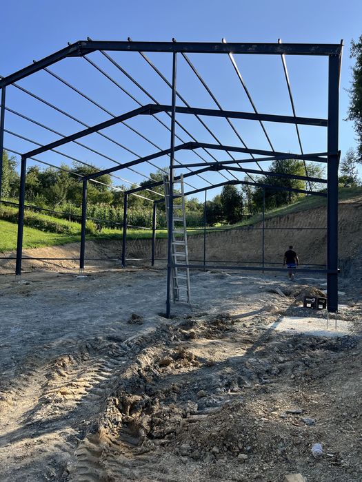 Vând hală structură metalică 12/25/4 pret 4500 euro