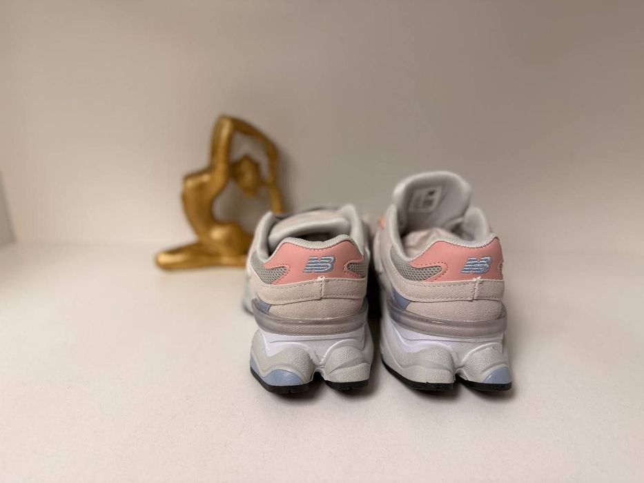 Adidași New Balance 9060